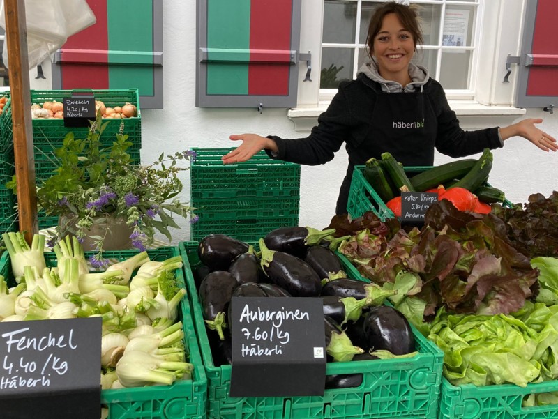 Verkäufer Job am Wochenmarkt